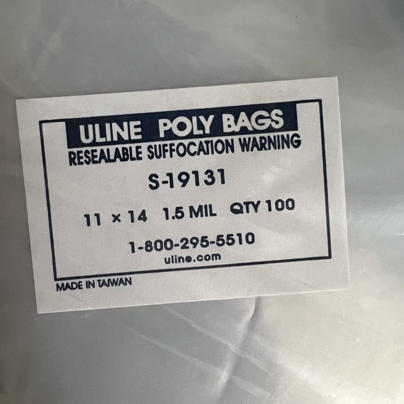 ULINE Resealable Poly Mailers 11x14” - Picture 3 of 3